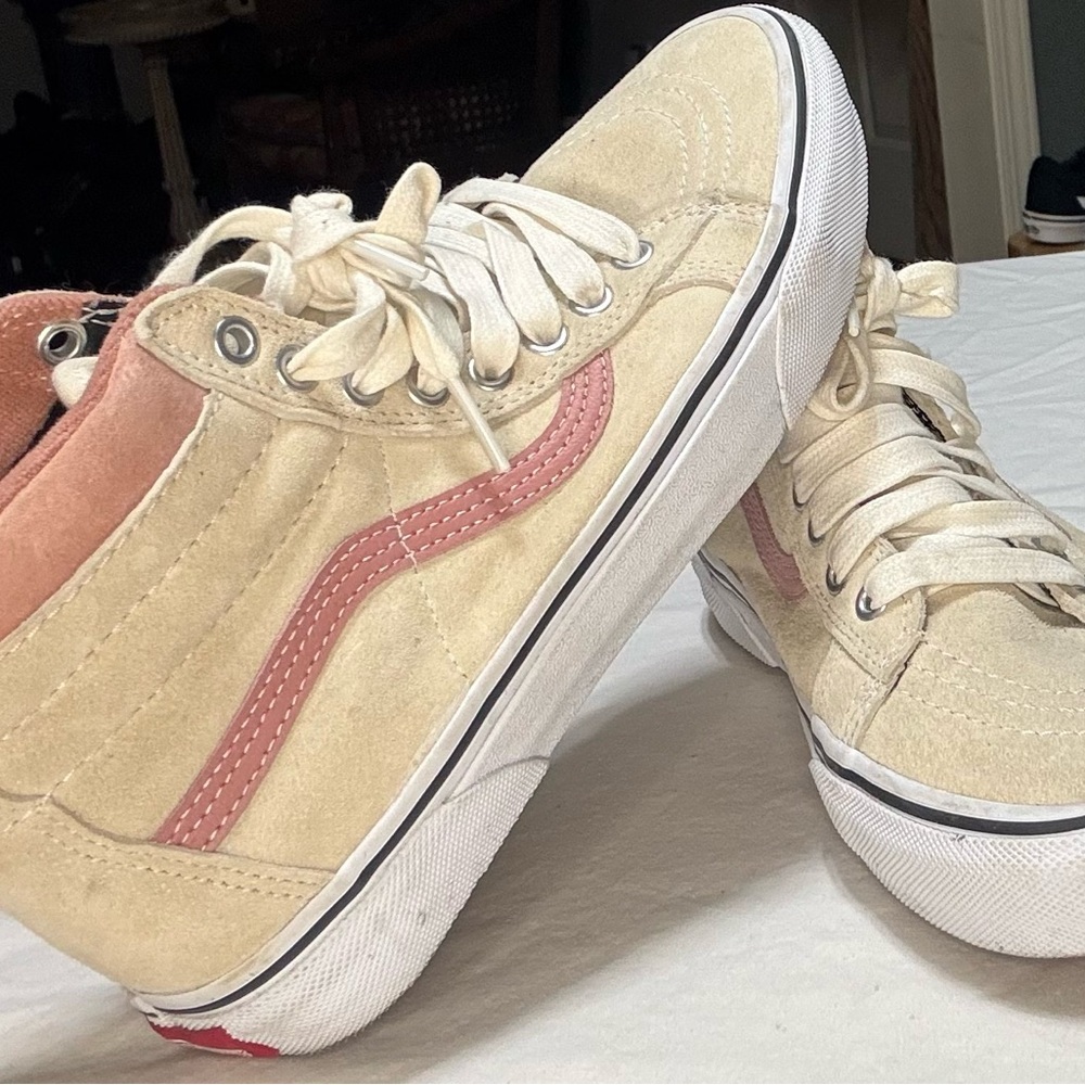 Cream and Pink High-Top Sneakers​ - Picture 2 of 8